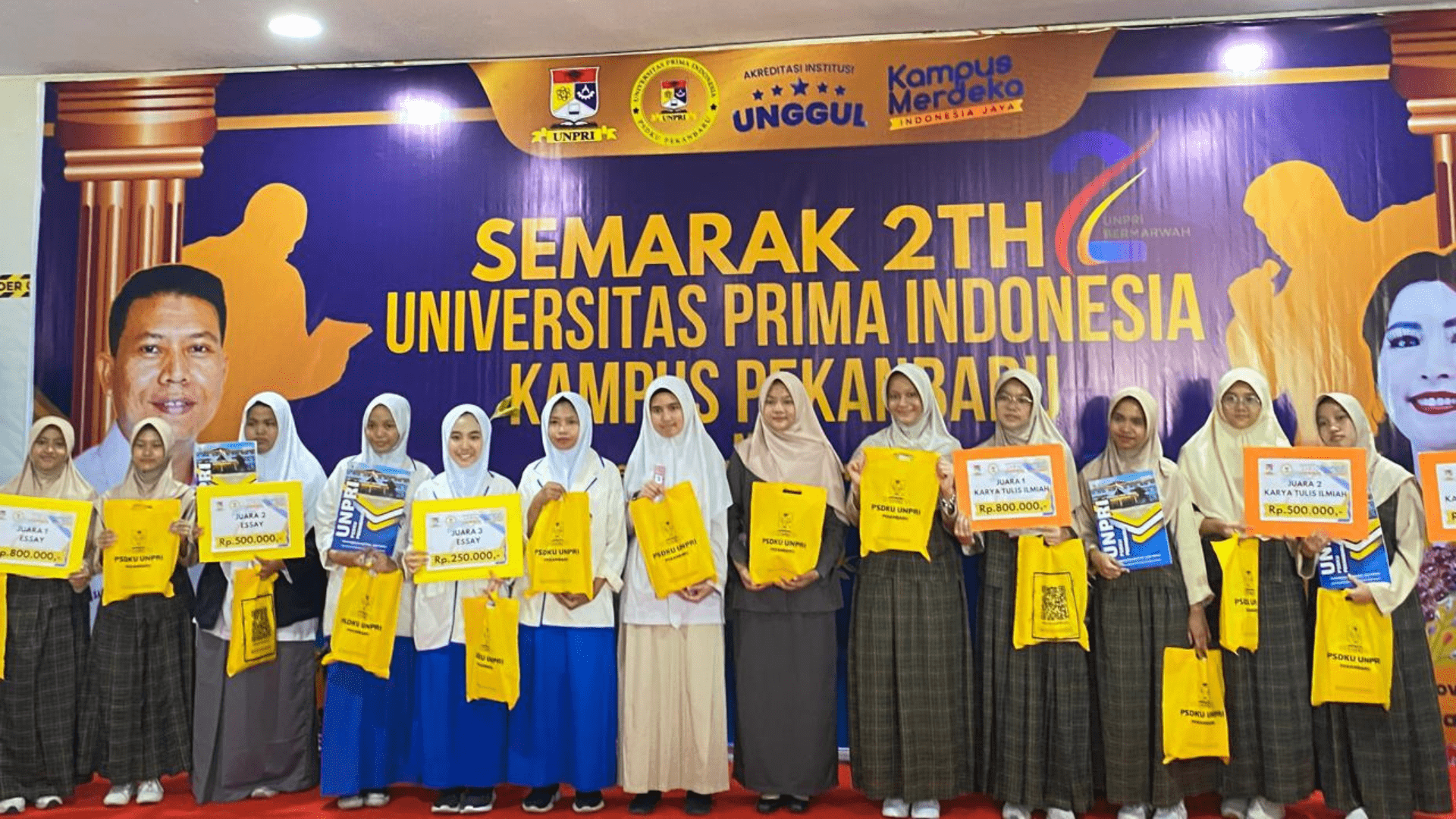 626-tahniah-dan-selamat-kami-ucapkan-kepada-tim-karya-tulis-ilmiah-kti-dan-guru-pembimbing-smk-abdurrab-pekanbaru-juara-iii-lomba-essay-tingkat-nasional-di-universitas-prima-indonesia-kampus-